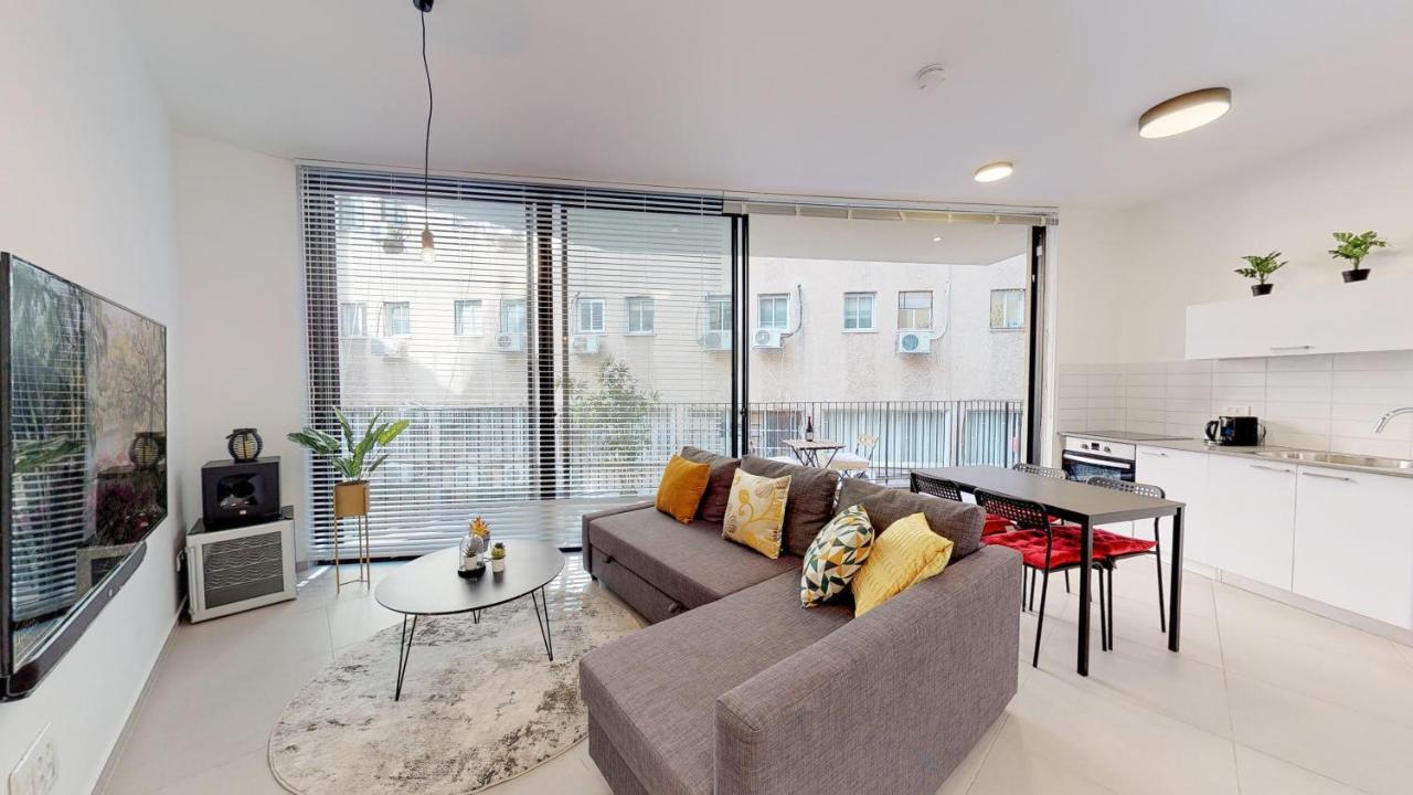 Comfortable Apartment With Balcony By Holyguest 特拉维夫 外观 照片