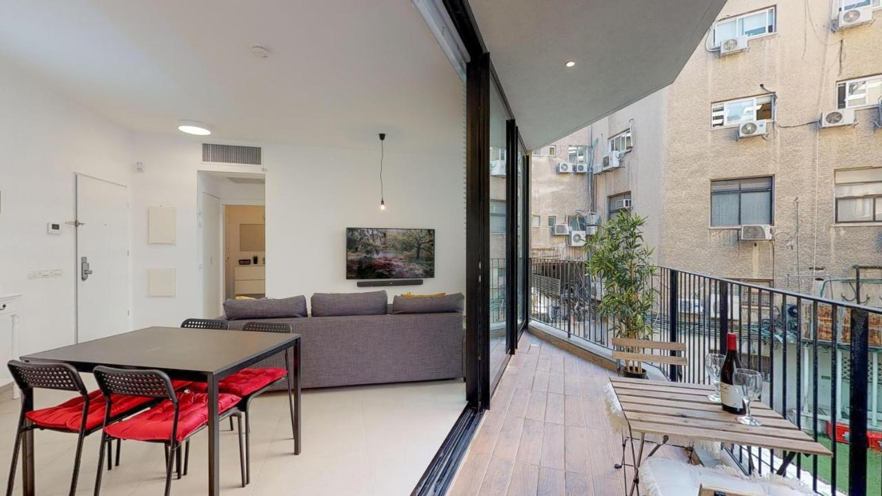 Comfortable Apartment With Balcony By Holyguest 特拉维夫 外观 照片